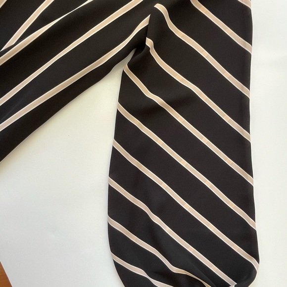 Loft Dress, Size S simple tie waist, horizontal stripes, extremely flattering! - Picture 3 of 3